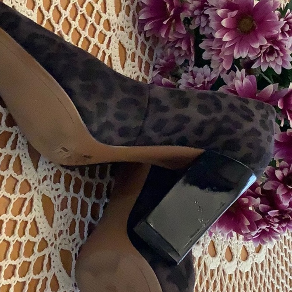 Nine West - Picture 4 of 4